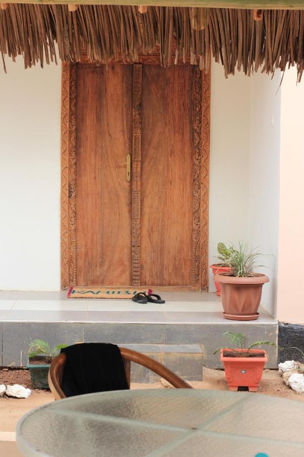 Kwale Residence ザンジバルシティ エクステリア 写真